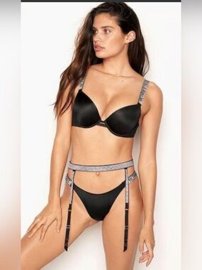 NEW 🎁Victoria's Secret Very Sexy Shine Strap Rhinestone Garter Belt. Size XS